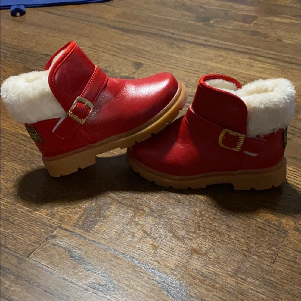 Red Fur Boots!